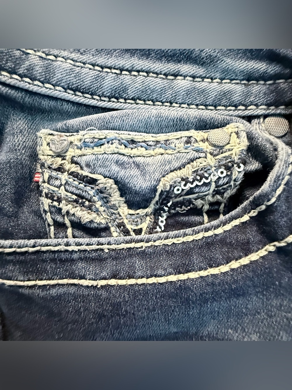 Vigoss “Chelsea Boot Cut” Mid Rise Jeans 
Size 9/10 - Picture 16 of 16